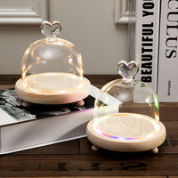Rose éternelle LED sous cloche en verre, personnalisable, vente en gros, cadeau d'anniversaire, de fêtes, pour maman, Noël, Pâques, Nouvel An chinois