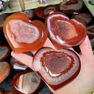 Venta al por mayor de artículos de artesanía con piedras preciosas: Corazón de Cornalina, Ágata Roja, Druzy, Cristal de Amor Grande, Piedra de Palma, Decoración para el Hogar para el Amor - Product Image 1