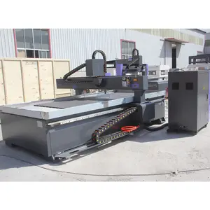 Máy Khắc Xoay Thứ 4 3D Máy Định Tuyến Cnc 4 Trục Với Bàn Xoay