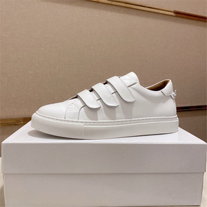 Zapatillas Blancas Casuales de Cuero Genuino para <span class=keywords><strong>Hombre</strong></span>, Marca Europea de Moda, Primavera-Otoño 2024, Cierre de <span class=keywords><strong>Velcro</strong></span>, Estilo Moderno - Product Image 1