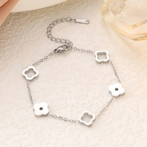 Popular 18K Gold Plated Stainless Steel Jewelry Set Hollow Clover Pattern Hot Trend Women s Necklace <strong>Bracelet</strong> Earrings <strong>Combo</strong> - Product Image 3