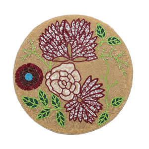 Mantel Individual Redondo con Cuentas y Diseño Floral, Hecho a Mano, Diseño Oriental - Product Image 1