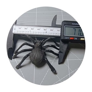 70mm grande taille PVC noir plastique Simulation araignée Halloween poisson d'avril jour décoration accessoires blague jouet araignée - Product Image 6