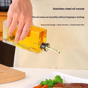 Dispensador de aceite de oliva de vidrio moderno de 500ml con vertedor de acero inoxidable para uso en la cocina Contenedor de alimentos para salsa de soja y especias - Product Image 4