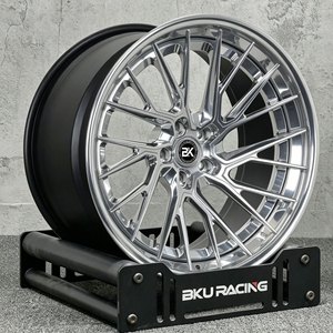 Rines Bku Personalizados de 3 Piezas Forjadas 5x130 para <span class=keywords><strong>Porsche</strong></span> 911 992 991 997 718 <span class=keywords><strong>Carrera</strong></span> <span class=keywords><strong>GTS</strong></span> de 19 20 21 Pulgadas, Acabado Pulido Cóncavo de Aleación - Product Image 2