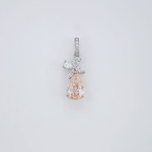 Pendentif papillon en or blanc 18 carats avec diamant <span class=keywords><strong>rose</strong></span> HPHT cultivé en laboratoire, collier romantique à trois griffes avec diamant coloré, bijoux fins - Product Image 1