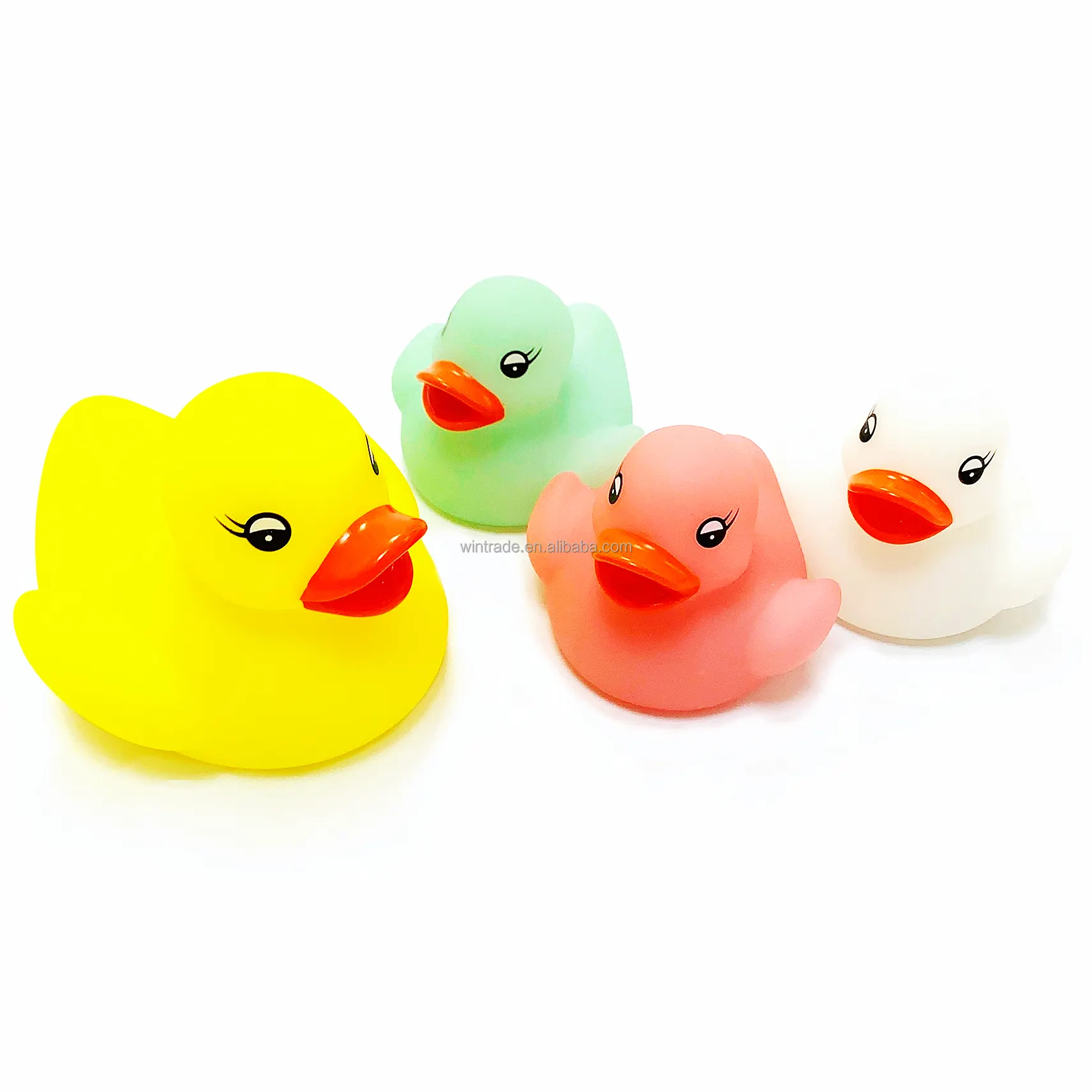 Family Light Up Bath Toy Rubber Duck Set Floating Plastic Baby Toys 0 6 Months ECO-friendly For Children
