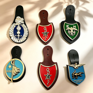 Badge de revers en métal gravé sur mesure, en alliage de zinc, broche personnalisée, écusson personnalisé pour la promotion de la marque - Product Image 4