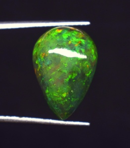Ópalo Natural Multifuego de Alta Calidad, Cabujón de 7.1 CT, Piedra Preciosa Suelta de 16.8*11.6*8 mm para Joyería - Product Image 3