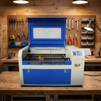 Machine de gravure et de découpe au laser CO2 multi-matériaux pour le bois, l'acrylique, le cuir, le tissu, le verre, la céramique, la pierre, l'artisanat