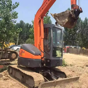 Mini-pelle hydraulique sur chenilles Hitachi ZX55 d'origine japonaise ZX50 60 70 120 130 EPA CE en vente - Product Image 1