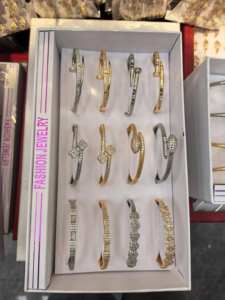 Braccialetto di cristallo sconto No appannamento nessuna dissolvenza senza ruggine gioielli da polso Hot fantasia bracciale misto assortito - Product Image 6