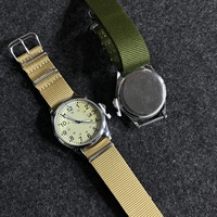 Nouvelle montre sportive en nylon vert à quartz pour homme, montre à quartz avec calendrier, étanche, vente en gros