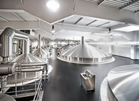 Système de brasserie à 4 cuves de 5000 L, équipement de brassage commercial pour une production à grande échelle