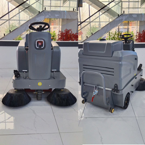 Nettoyeur de sols robuste pour usage intensif |   Autolaveuse industrielle à double brosse 24000m2/h pour entrepôt - Product Image 4