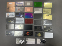 Professionelle Maßgeschneiderte Metall-Visitenkarte aus Luxus-Edelstahl und Aluminium in Kreditkartengröße zum Guten Preis mit Hoher Qualität