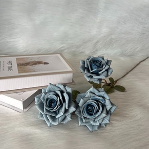 Flores Artificiales de Rosa Manta al por Mayor, de Tela de Seda, 3 Cabezas, Múltiples Colores, para Decoración del Hogar - Product Image 5