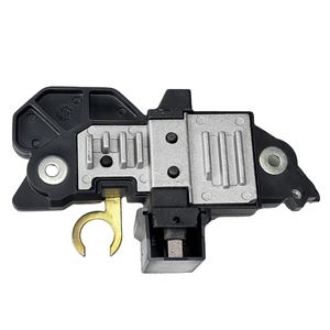 Neuer Fahrzeugteile-Spannungs regler F00M144121 BR28-N1 FOOM 144-121 87715948 1920315 2004300 für FM480 05-12 Hohe Qualität - Product Image 1