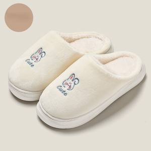<span class=keywords><strong>Chaussons</strong></span> en peluche unisexes chauds pour l'hiver et l'automne avec un adorable dessin animé de <span class=keywords><strong>dinosaure</strong></span> et d'ours pour hommes et femmes, antidérapants, pour la maison, vente en gros - Product Image 3
