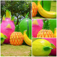 Sculpture de fruits en résine de fibre de verre personnalisée pour parc à thème extérieur, décoration de paysage