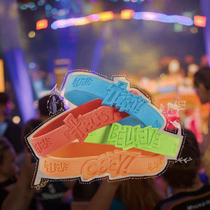 עיצוב ייחודי מותאם אישית צמיד טוב עבור לשקף את המותג ואת האינדיבידואליות ילדים אידיאלי מתנות קידום מכירות - Product Image 3