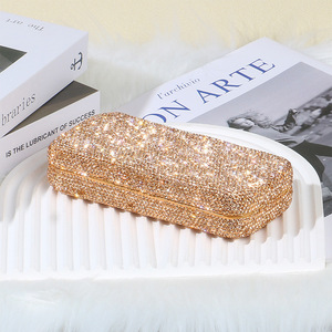 Nouveau brillant <span class=keywords><strong>lunettes</strong></span> boîte de rangement strass <span class=keywords><strong>lunettes</strong></span> <span class=keywords><strong>étui</strong></span>s couverture <span class=keywords><strong>lunettes</strong></span> de soleil Spectacle pour femmes myopie <span class=keywords><strong>lunettes</strong></span> <span class=keywords><strong>étui</strong></span>s de protection - Product Image 5
