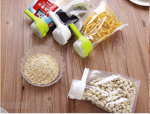 Clip de scellage multifonctionnel Syh430 en gros pour la conservation des aliments, anti-humidité, avec buse de décharge pour sacs en plastique - Product Image 4