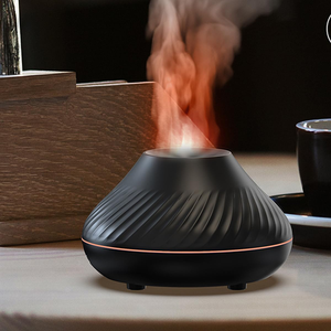 เครื่องเพิ่มความชื้นในอากาศแบบพกพา รุ่น New Flame พร้อมพอร์ต USB ใช้เป็นเครื่องกระจายกลิ่นหอมในห้อง สร้างละอองน้ำหอม ใช้กับน้ำมันหอมระเหย - Product Image 4