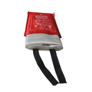 Couverture <span class=keywords><strong>d</strong></span>'urgence ignifuge résistante à la chaleur certifiée CE EN 1869 100% fibre de verre 4x4 pieds blanche pour usage domestique - Product Image 6
