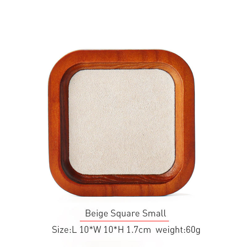 สี่เหลี่ยมสีเบจขนาดใหญ่