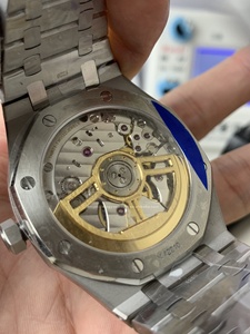 Reloj deportivo de buceo de lujo de alta calidad en acero inoxidable 2813 9015 3120 con cristal de zafiro y efecto luminoso - Product Image 2