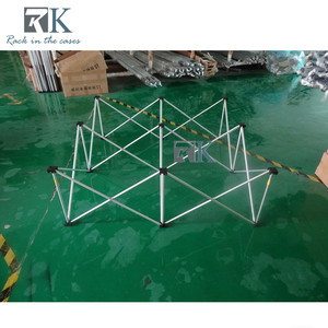 Plateforme de scène pliable en aluminium RK avec rampes et marches, pour usage extérieur - Product Image 3