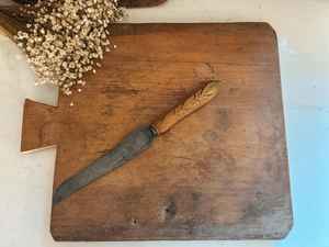 เขียงไม้คลาสสิกทำจากไม้อะคาเซียและไม้มะม่วงที่มีคุณภาพสูงได้รับการออกแบบให้มีความทนทานเป็นมิตรกับสิ่งแวดล้อม - Product Image 4