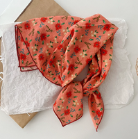 Zachte bloemenkatoenen vierkante sjaal Bandana Stofdichte fietshoofddoek Gezichtsbedekking Bandana voor fietsen Bergwandelen Verjaardag
