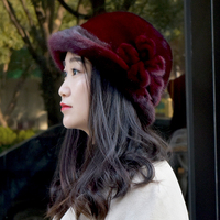 Topi Beanie Bulu Wanita Musim Dingin Dekorasi Bunga 3D dan Pita, Hangat, Berbahan Plush, Model Cuffed, Grosir