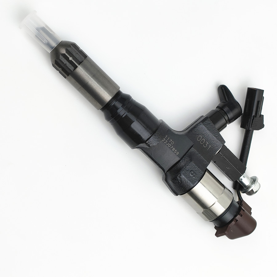 High Quality Common Rail Injector 295050-1170 Diesel Injector 23670-E0031 for HINO