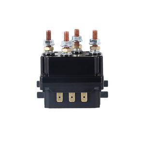 Relé Solenoide para Cabrestante 12V 500A LR4450 para Uso en Vehículos Todoterreno - Product Image 3