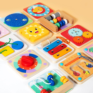 Tavola delle Attività Montessori <span class=keywords><strong>Giochi</strong></span> di Motricità Fine Apprendimento <span class=keywords><strong>Abilità</strong></span> di Vita Quotidiana Allenamento Sensoriale Giocattoli Educativi per Bambini Ragazzi Ragazze - Product Image 4