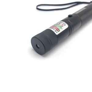 Pointeur laser vert haute puissance QC Laser 303 avec porte-clés et étiquette de sécurité - Product Image 3