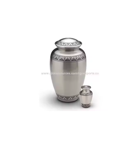 Nueva llegada directa del proveedor indio Urna de cremación para adultos de latón Estilo americano Venta al por mayor Suministros funerarios de metal para cenizas humanas - Product Image 4