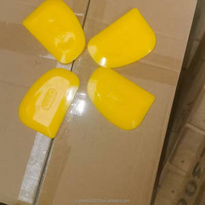 Kit multifonctionnel professionnel de réparation de peinture automobile Remplissage léger de la carrosserie Plusieurs formes Couteau à mastic en caoutchouc et plastique Spray - Product Image 1