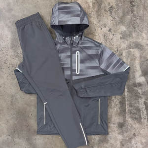 Completo Tuta da Calcio Sportiva Leggera Antivento con Giacca, Felpa con Cappuccio e Pantaloncini Unisex in Nylon Personalizzato per Uomo e <span class=keywords><strong>Donna</strong></span> da Produttore - Product Image 5