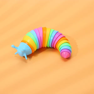 Arc-en-ciel chenille rampant Animal nouveauté Gag jouet pour enfants adultes blagues pratiques soulagement soulager le Stress jouets cadeaux - Product Image 5