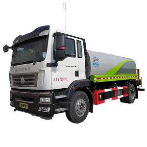 Nouveau Camion-citerne à eau potable diesel manuel SINOTRUK 4x2 de 10 000 litres, 10 roues, pour l'approvisionnement municipal, Prix usine 2026 - Product Image 2