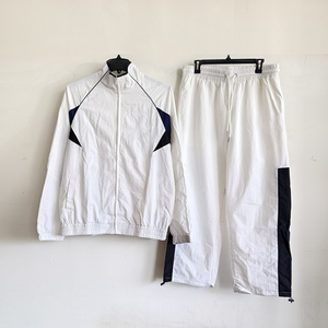 Survêtement Vintage en Nylon Survêtement Personnalisé pour Hommes Pantalons Survêtements Hommes Coupe-Vent Tissé <span class=keywords><strong>Tech</strong></span> Vêtements Marque <span class=keywords><strong>Ensemble</strong></span> Assorti - Product Image 4
