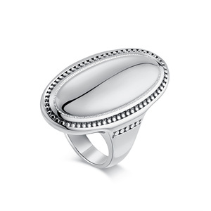 Bijoux de mode en acier inoxydable plaqué or 18 carats de haute qualité grande <span class=keywords><strong>bague</strong></span> <span class=keywords><strong>plate</strong></span> ovale Design personnalisé <span class=keywords><strong>bague</strong></span> d'usure exagérée - Product Image 5