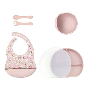 Vaisselle en Silicone pour bébé, prix d'usine, ensemble d'alimentation ODM & OEM, bavoir à motif bébé, cuillère et fourchette d'entraînement pour enfants - Product Image 6