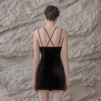 Hot Sexy Patchwork Ärmelloser Ausschnitt Schwarz Slim Fit Samt Extreme Micro Sexy Bodycon Mini Kurzes Kleid für reife Frauen tragen