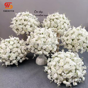 Roses artificielles en soie blanches de haute qualité, design asymétrique brisé, boule de fleurs pour décoration de mariage - Product Image 6