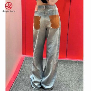 Nouveau <span class=keywords><strong>Jean</strong></span> Femme Designer Personnalisé 2026, Style Américain Rétro, Coupe Ample, Effet Vieilli, avec Poche Arrière en Cuir Patchwork, OEM ODM - Product Image 3